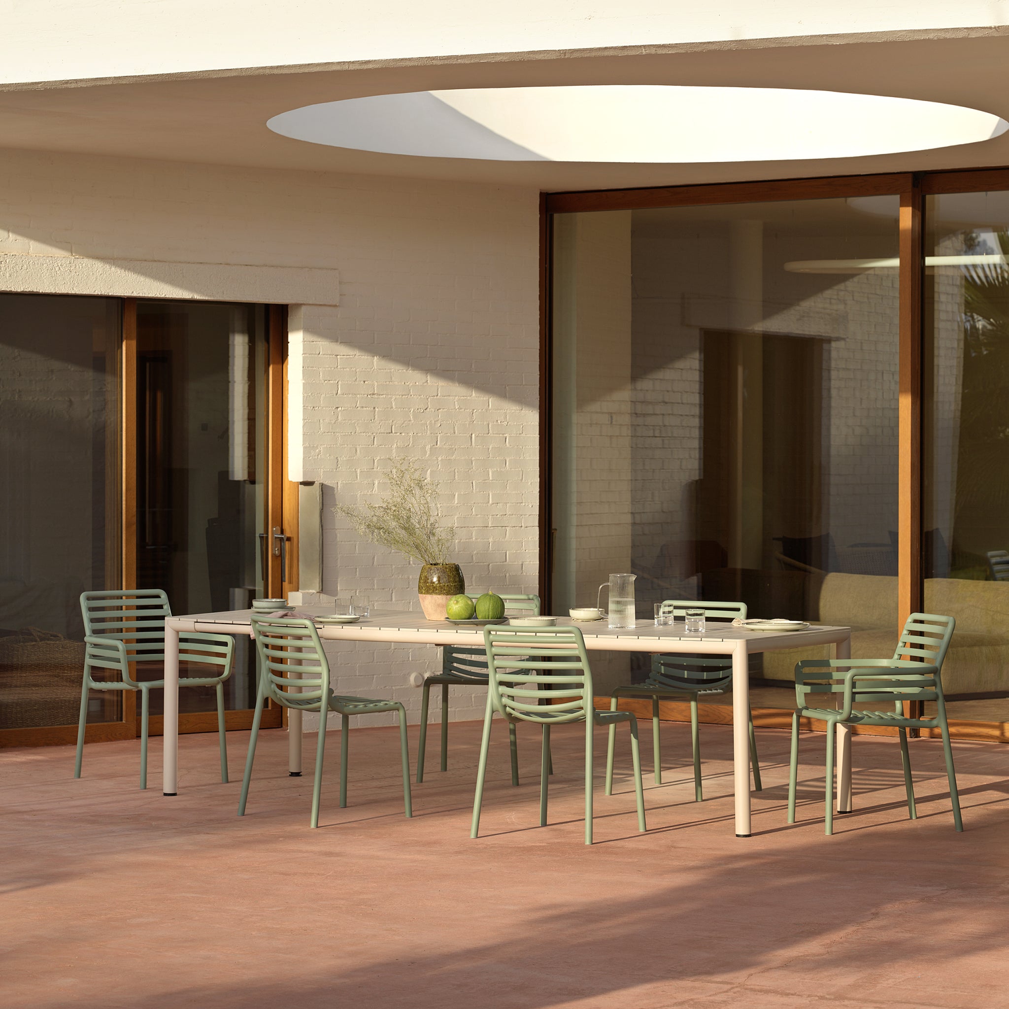Mesa de jantar exterior: como escolher o modelo ideal